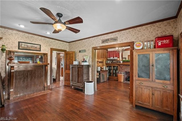 1811 Washington Boulevard, Belpre, OH 45714