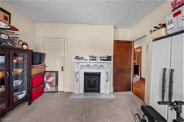 1811 Washington Boulevard, Belpre, OH 45714