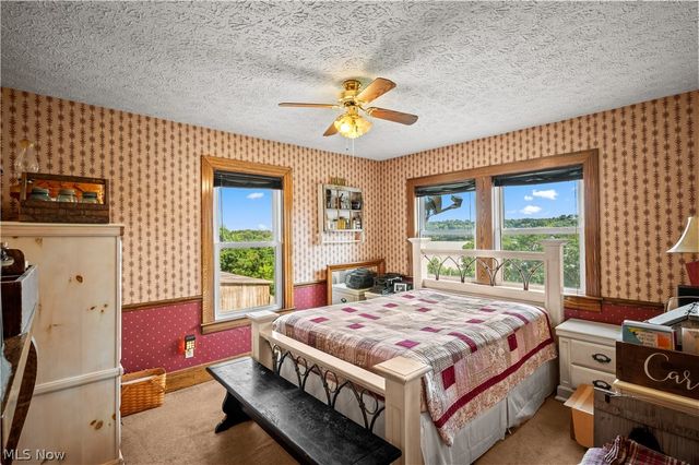 1811 Washington Boulevard, Belpre, OH 45714