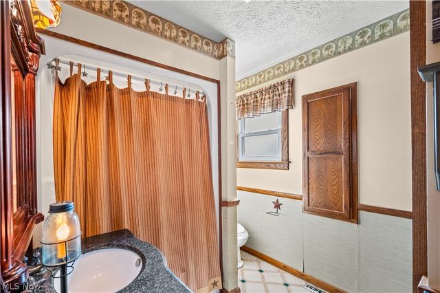 1811 Washington Boulevard, Belpre, OH 45714
