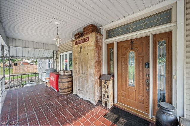 1811 Washington Boulevard, Belpre, OH 45714