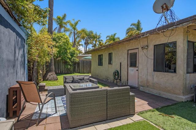 240 242 25th Street Street, Del Mar, CA 92014