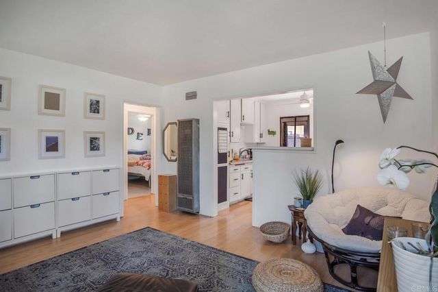 240 242 25th Street Street, Del Mar, CA 92014