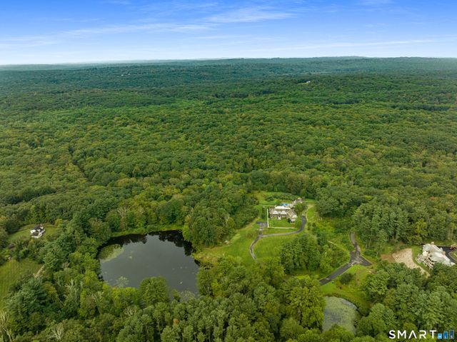 294 Maple Road, Easton, CT 06612