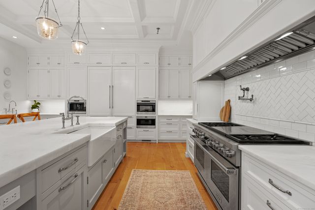 294 Maple Road, Easton, CT 06612