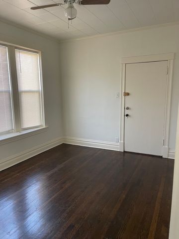 3707 W Augusta Boulevard 1R, Chicago, IL 60651