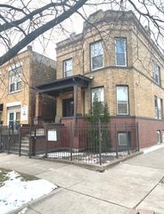 3707 W Augusta Boulevard 1R, Chicago, IL 60651
