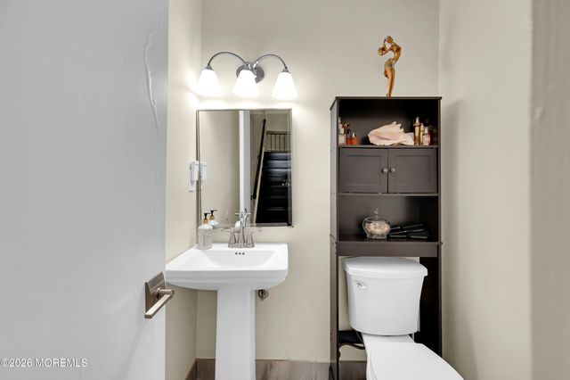 181 Clubhouse Drive, Middletown, NJ 07748