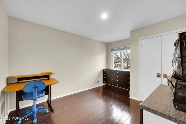 181 Clubhouse Drive, Middletown, NJ 07748