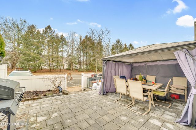 181 Clubhouse Drive, Middletown, NJ 07748