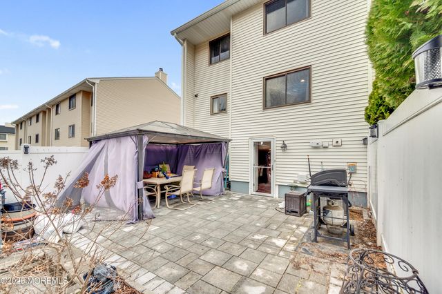 181 Clubhouse Drive, Middletown, NJ 07748