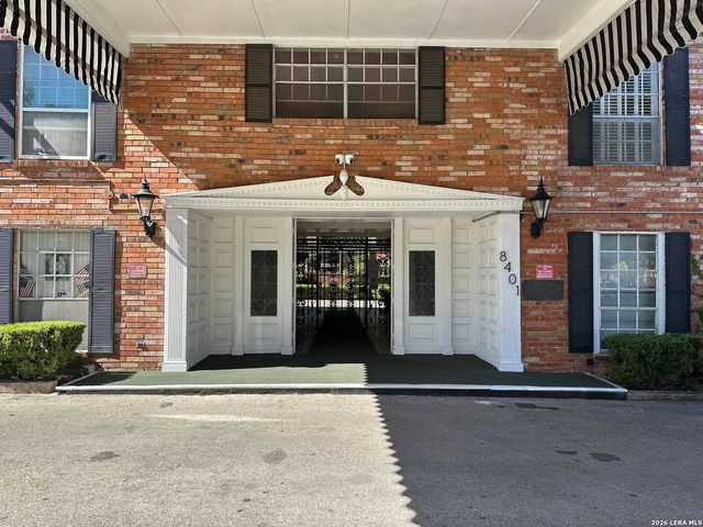 8401 N New Braunfels Ave Apt 213A, San Antonio, TX 78209