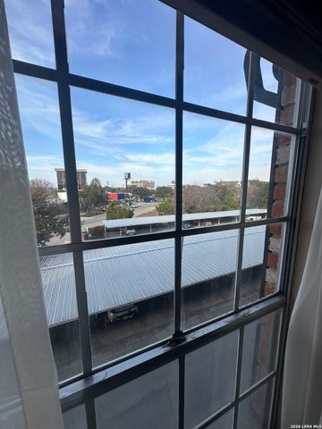 8401 N New Braunfels Ave Apt 213A, San Antonio, TX 78209