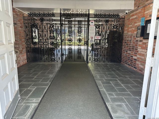 8401 N New Braunfels Ave Apt 213A, San Antonio, TX 78209