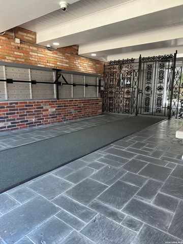 8401 N New Braunfels Ave Apt 213A, San Antonio, TX 78209