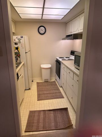 8401 N New Braunfels Ave Apt 213A, San Antonio, TX 78209