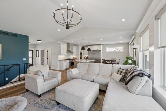 4601 178th Street, Urbandale, IA 50323