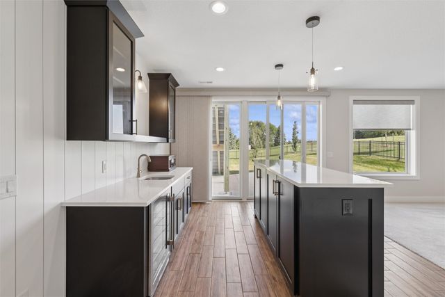 4601 178th Street, Urbandale, IA 50323