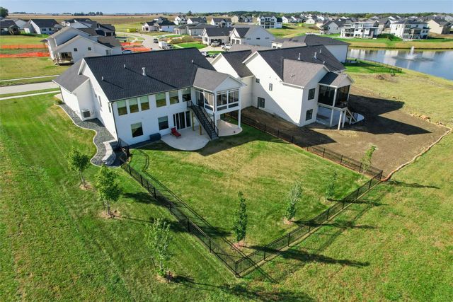 4601 178th Street, Urbandale, IA 50323