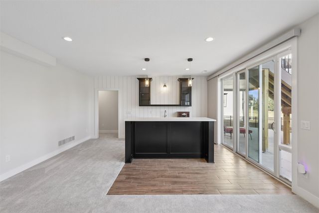 4601 178th Street, Urbandale, IA 50323