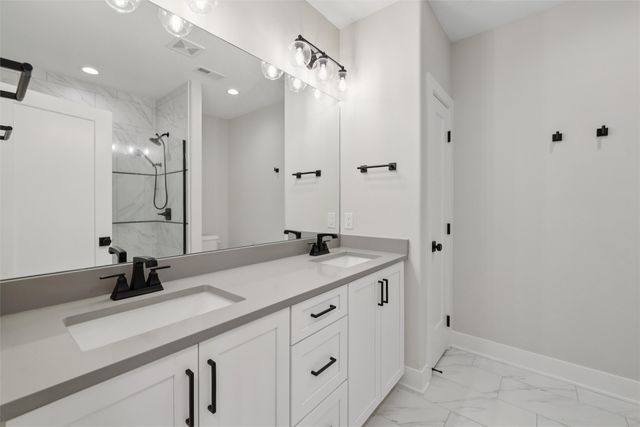 4601 178th Street, Urbandale, IA 50323