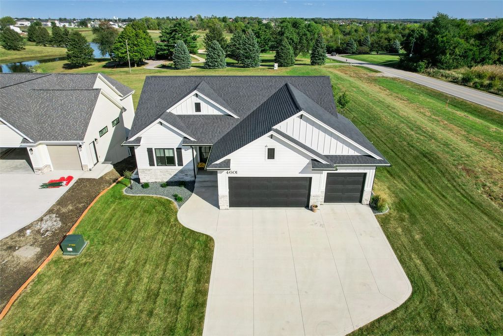 4601 178th Street, Urbandale, IA 50323