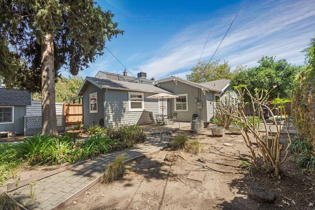 1233 N Baker St, Stockton, CA 95203