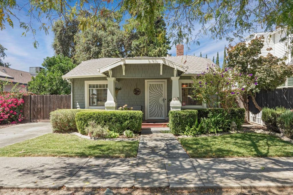 1233 N Baker St, Stockton, CA 95203