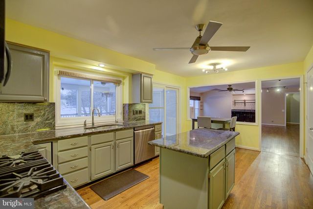 5408 HEATHERFORD CT, Fairfax, VA 22030