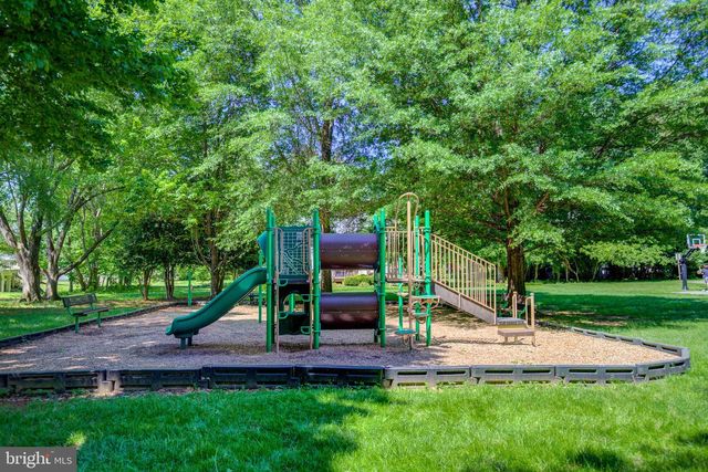 5408 HEATHERFORD CT, Fairfax, VA 22030