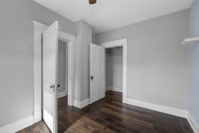 908 W 3rd, Vinton, IA 52349