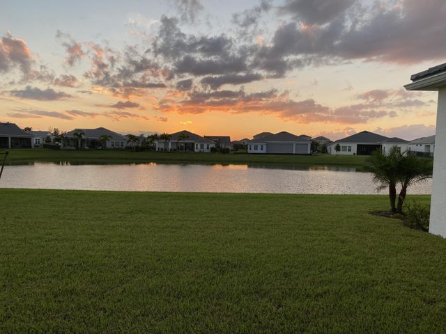 4685 Estates Circle, The Acreage, FL 33470