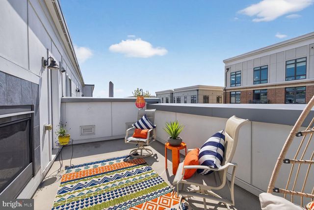 917 PARKER GRAY SCHOOL WAY, Alexandria, VA 22314