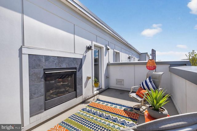 917 PARKER GRAY SCHOOL WAY, Alexandria, VA 22314
