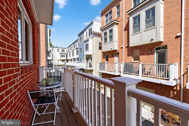 917 PARKER GRAY SCHOOL WAY, Alexandria, VA 22314