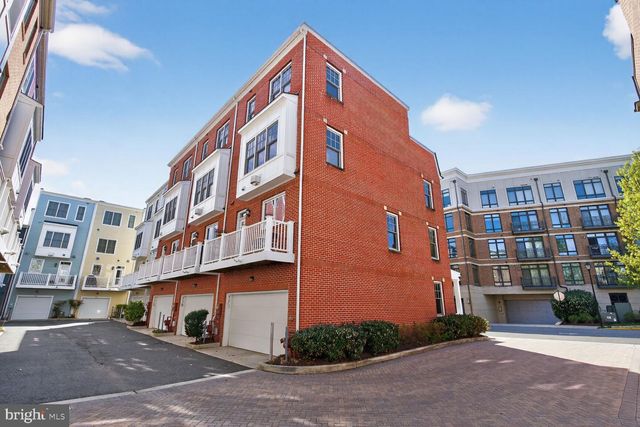917 PARKER GRAY SCHOOL WAY, Alexandria, VA 22314