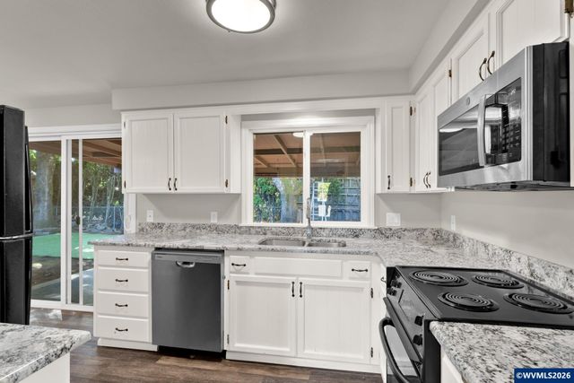 5423 Basin St S, Salem, OR 97306