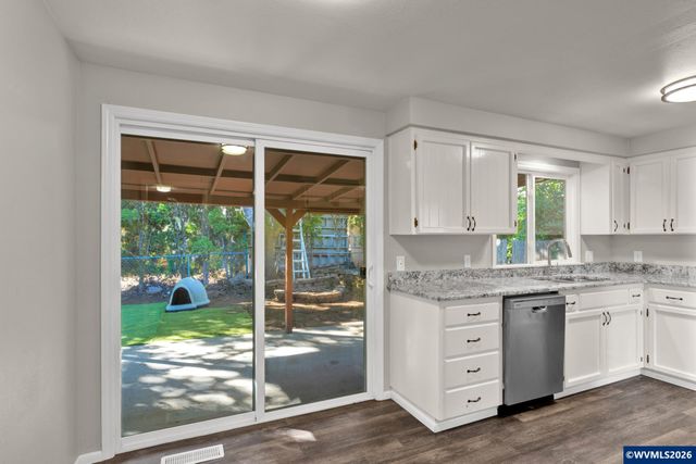 5423 Basin St S, Salem, OR 97306