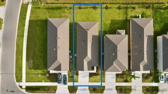 12341 SW Nettuno Way, Port St. Lucie, FL 34987