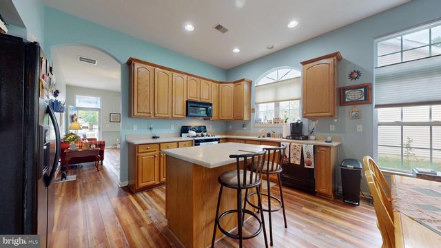 55 LEWIS DR, Mays Landing, NJ 08330