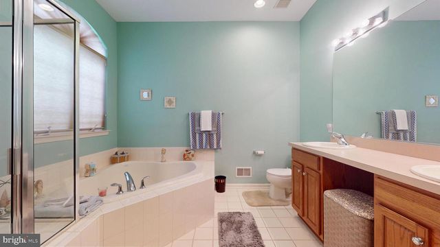 55 LEWIS DR, Mays Landing, NJ 08330