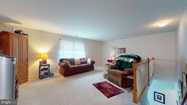 55 LEWIS DR, Mays Landing, NJ 08330