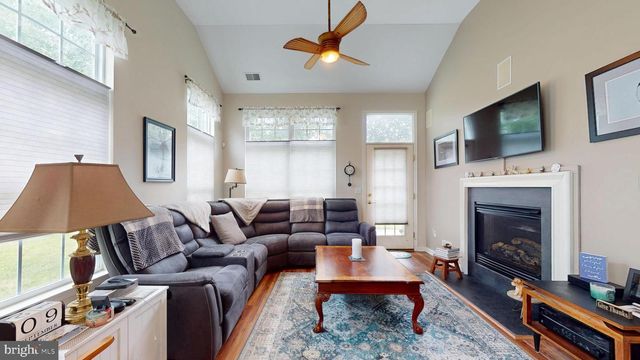 55 LEWIS DR, Mays Landing, NJ 08330