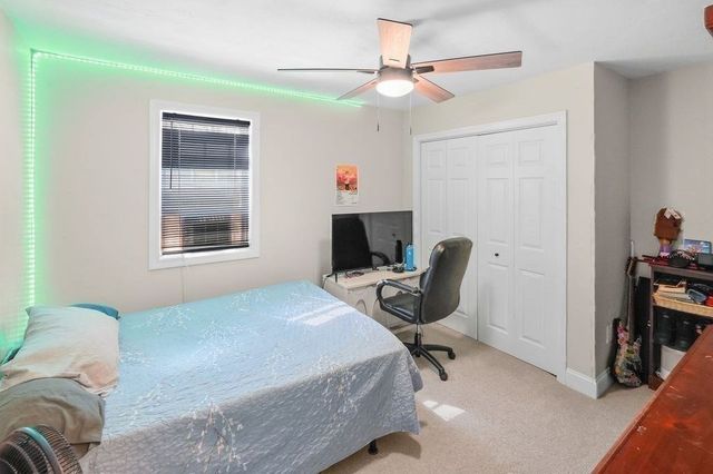 28 Ash St, Webster, MA 01570