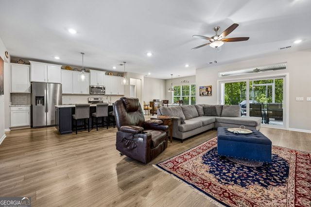 830 Harbour Island Circle, Waverly, GA 31565