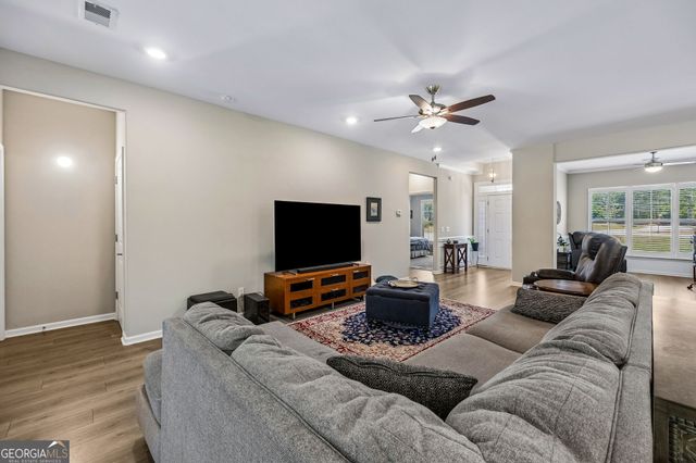 830 Harbour Island Circle, Waverly, GA 31565