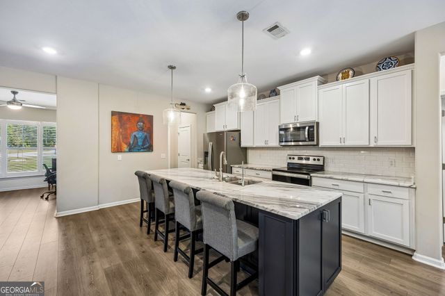830 Harbour Island Circle, Waverly, GA 31565