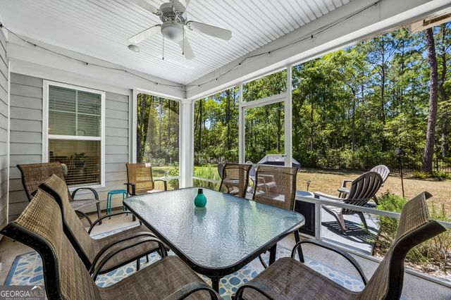 830 Harbour Island Circle, Waverly, GA 31565