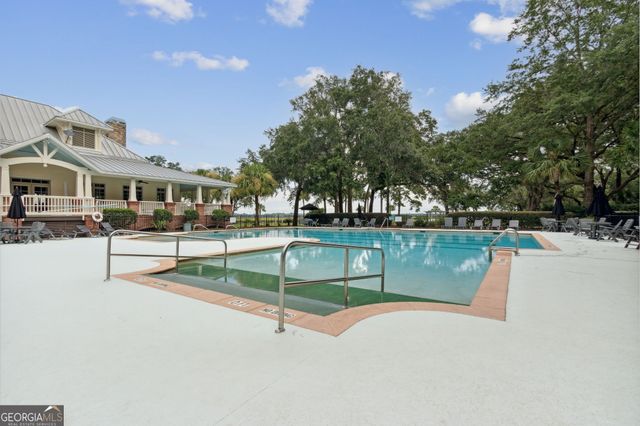 830 Harbour Island Circle, Waverly, GA 31565