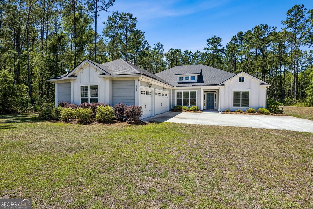 830 Harbour Island Circle, Waverly, GA 31565